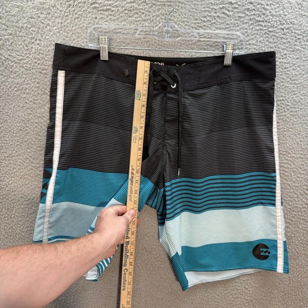 Billabong Board Shorts Mens 38 Multicolor Striped Platinum X Swim Trunks Surfer‎